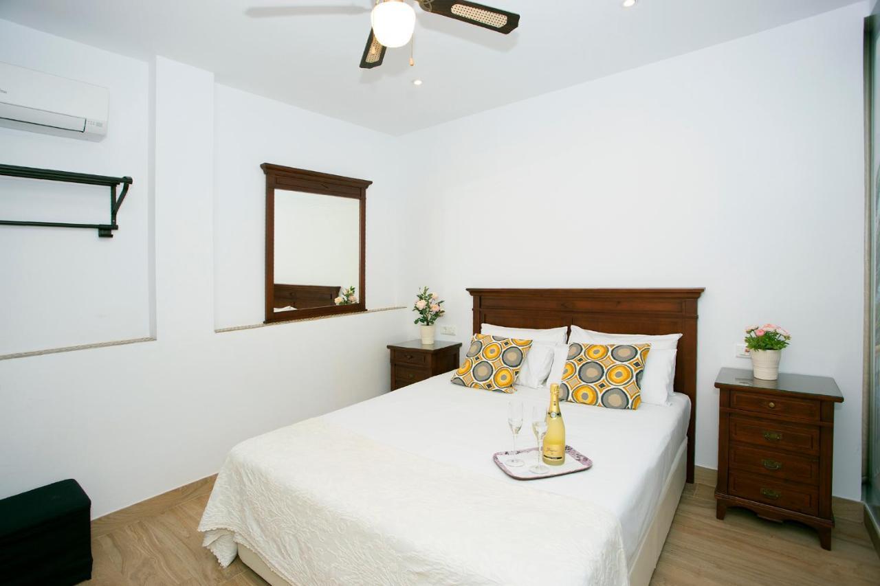 شقة Fresh, Relax & Sun Historic Center مالقة المظهر الخارجي الصورة